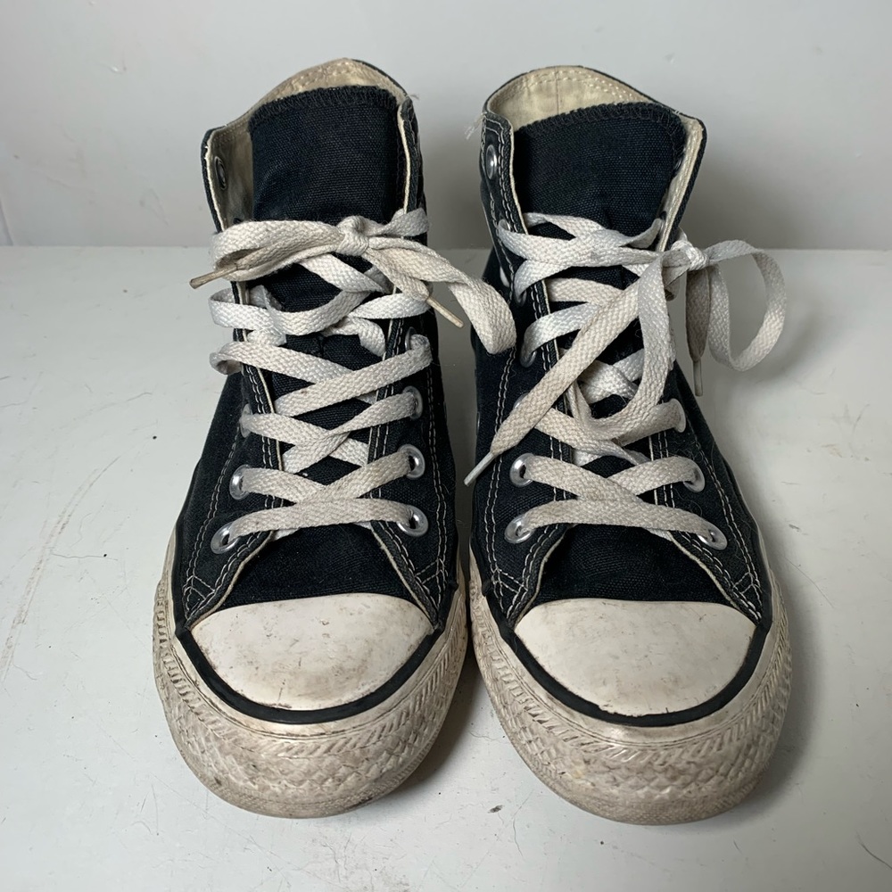 Converse Black and White High Tops Size 7